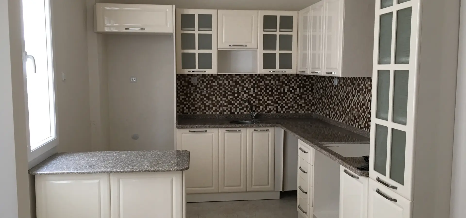 Kalkandere Tadilatcı